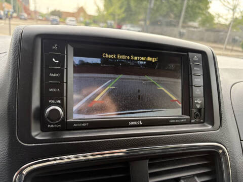 2016 Dodge Grand Caravan SXT Plus