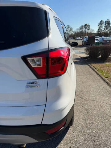 2019 Ford Escape SEL
