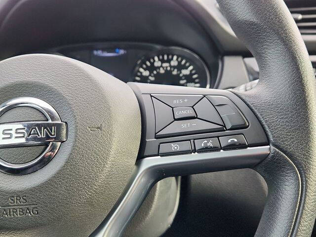 2017 Nissan Rogue Sport SV