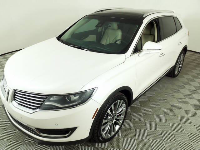 Used 2018 Lincoln MKX Reserve with VIN 2LMPJ8LP0JBL26710 for sale in Peoria, AZ