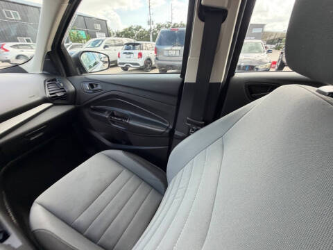 2017 Ford Escape S