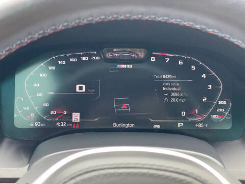2022 BMW M8 Competition