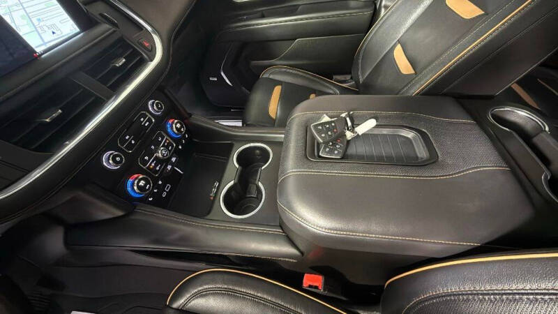 2022 GMC Yukon AT4
