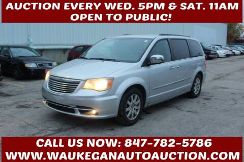 2011 Chrysler Town and Country for sale at Waukegan Auto Auction in Waukegan IL