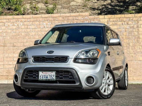 2012 Kia Soul +