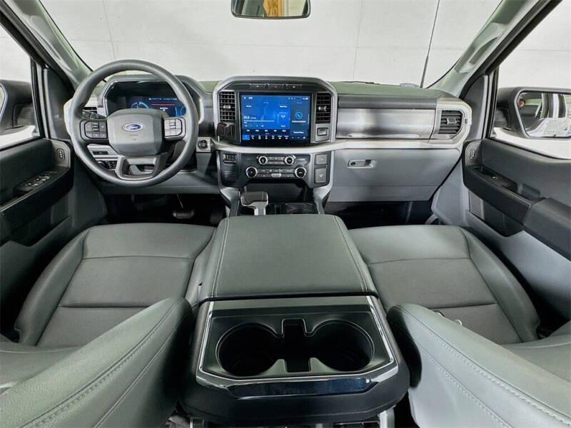 2022 Ford F-150 Lightning Pro