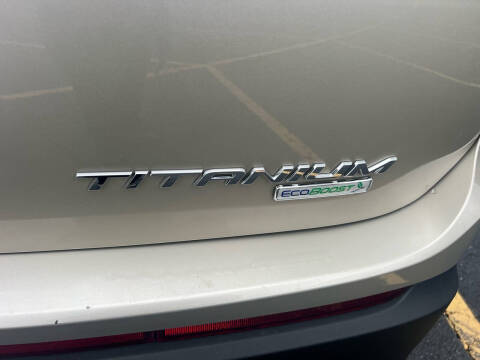 2017 Ford Edge Titanium