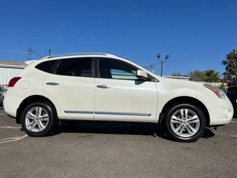 2012 Nissan Rogue S