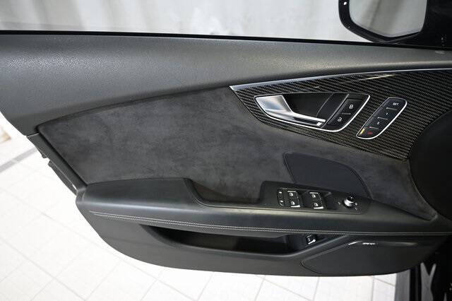 2016 Audi RS 7 4.0T quattro performance Prestg