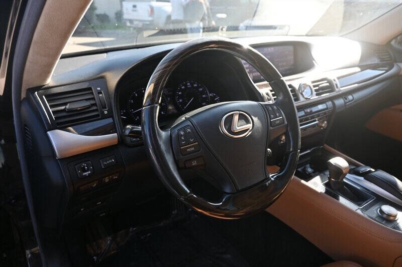 2014 Lexus LS 460