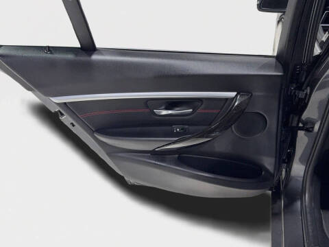 2017 BMW 3 Series 330i