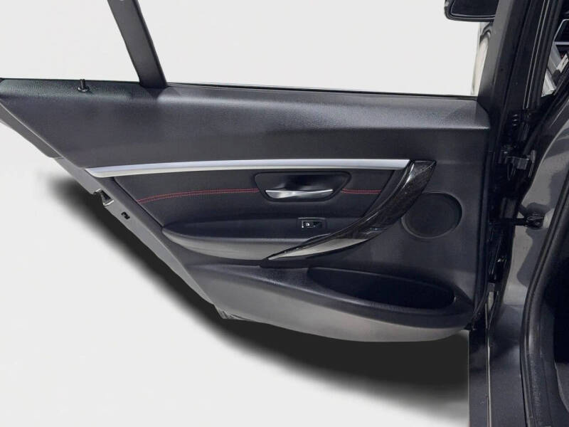 2017 BMW 3 Series 330i