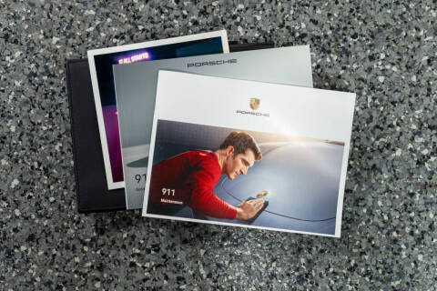 2025 Porsche 911 Carrera