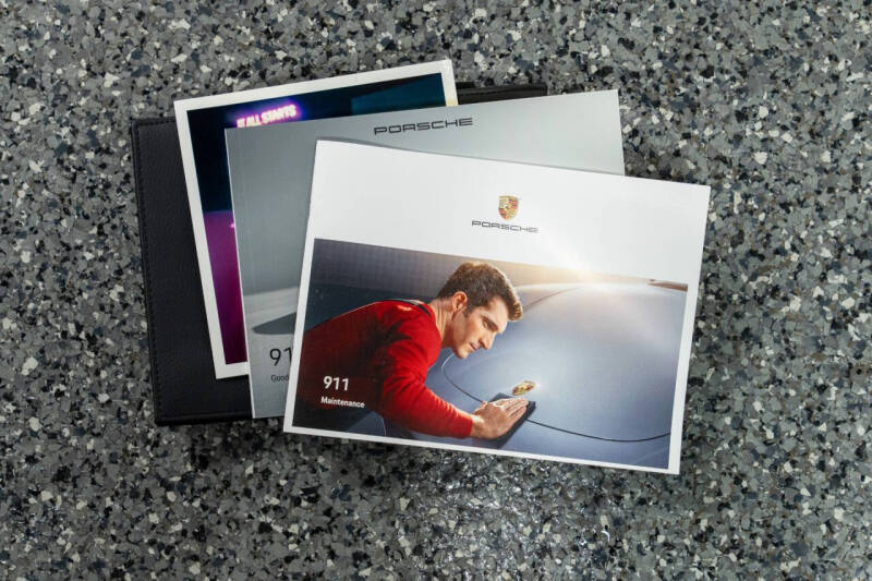 2025 Porsche 911 Carrera