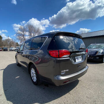 2017 Chrysler Pacifica Touring