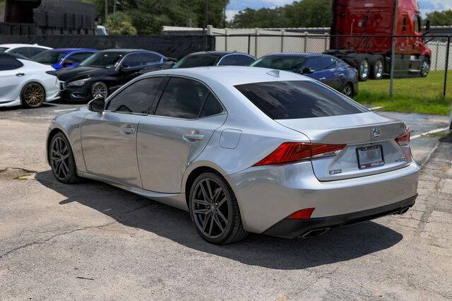 2019 Lexus IS 300