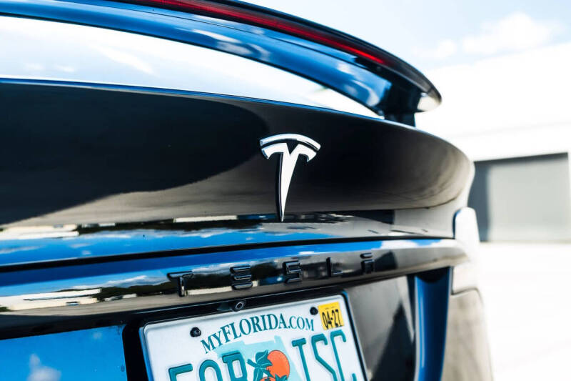 2022 Tesla Model X Plaid