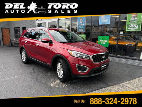 2017 Kia Sorento for sale at DEL TORO AUTO SALES in Auburn WA