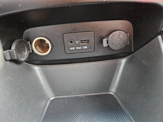 2011 Kia Sorento LX