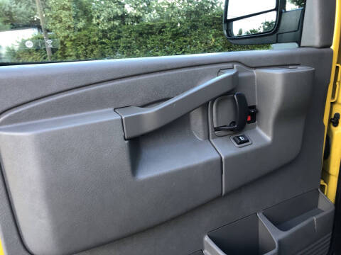 2020 Chevrolet Express 2500