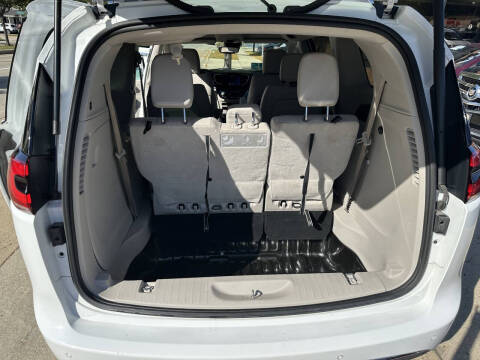 2021 Chrysler Pacifica Touring L