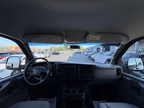 2007 GMC Savana 2500