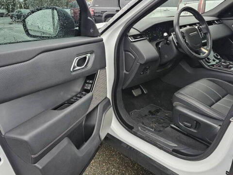 2019 Land Rover Range Rover Velar P250 R-Dynamic SE