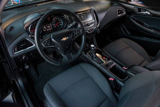 2017 Chevrolet Cruze LT Auto