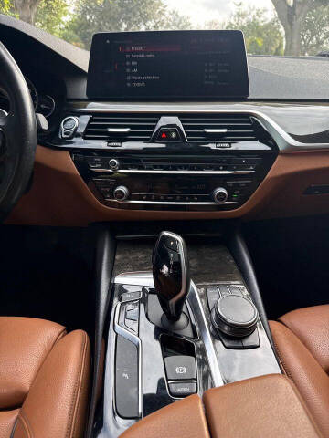2018 BMW 5 Series 540i