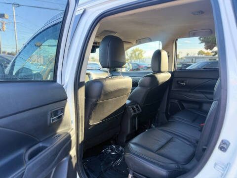 2020 Mitsubishi Outlander SEL