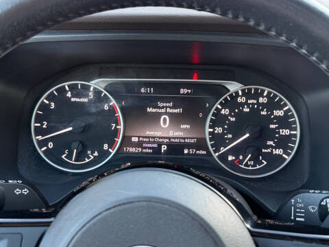 2022 Nissan Rogue SL