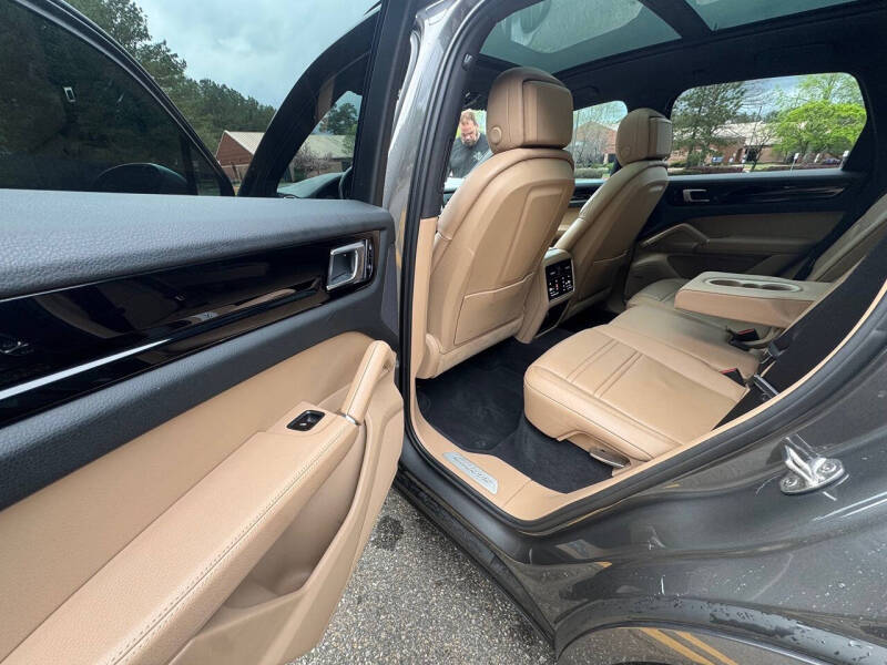 2019 Porsche Cayenne S