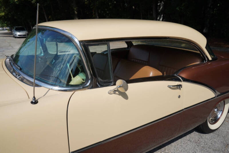 1956 Oldsmobile 88 Holiday Hardtop