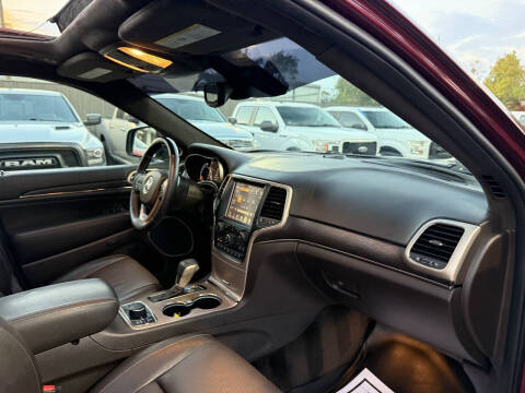 2017 Jeep Grand Cherokee Summit