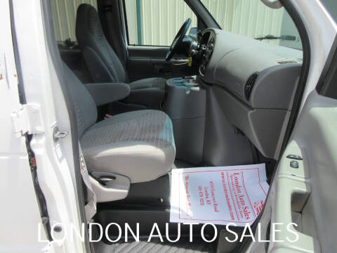 2001 Ford E-Series E-350 SD XLT