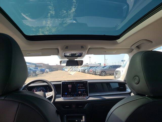 2025 Volkswagen Tiguan SE 4Motion