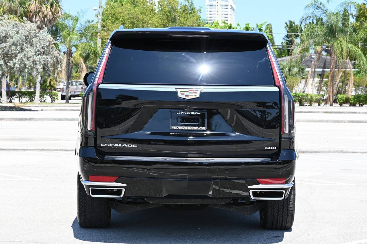 2022 Cadillac Escalade 6
