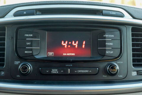 2016 Kia Sorento EX V6