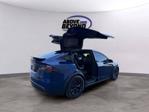 2023 Tesla Model X Standard Range