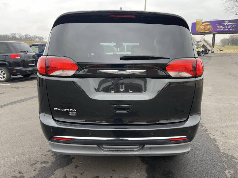 2019 Chrysler Pacifica Touring L Plus 35th Anniversary