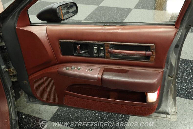 1992 Oldsmobile Custom Cruiser