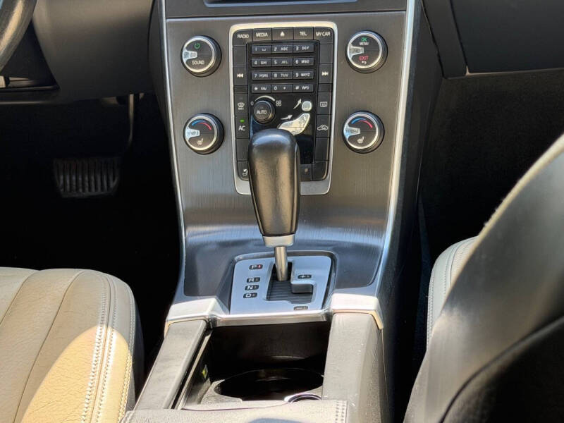 2012 Volvo S60 T5