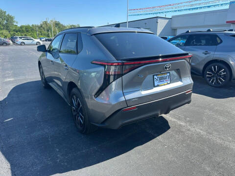 2026 Toyota bZ XLE Plus