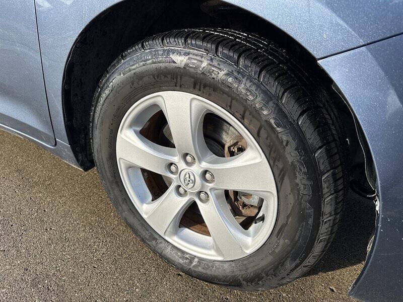 2014 Toyota Sienna L 7-Passenger