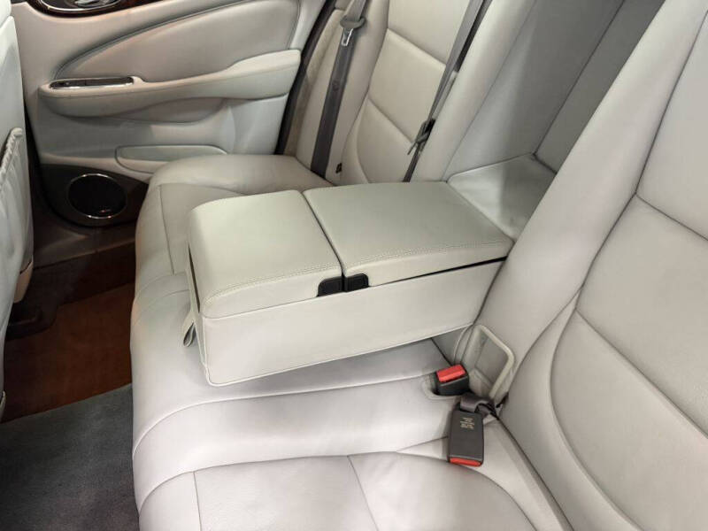 2004 Jaguar XJ-Series XJ8