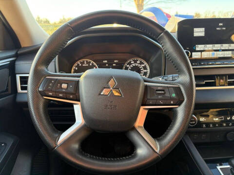 2024 Mitsubishi Outlander
