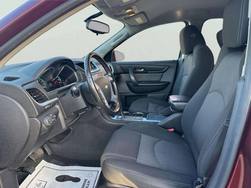 2017 Chevrolet Traverse LT