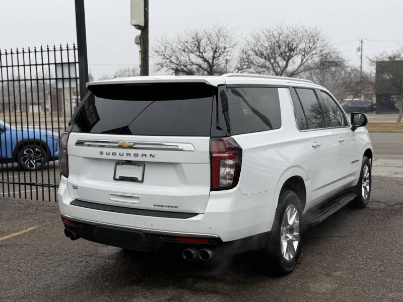 2023 Chevrolet Suburban Premier