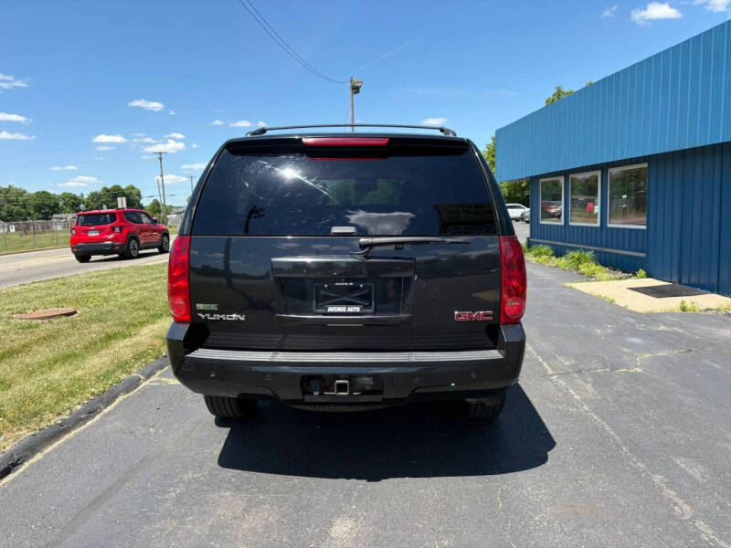2012 GMC Yukon SLE