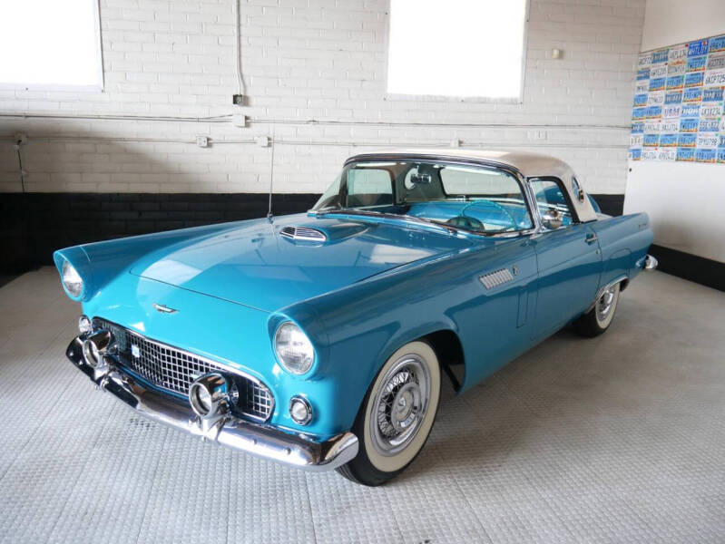 1956 Ford Thunderbird